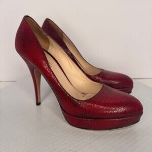 Prada Vtg Textured Red Black Leather Pumps Sz 39 Luxury Designer Chic Classic